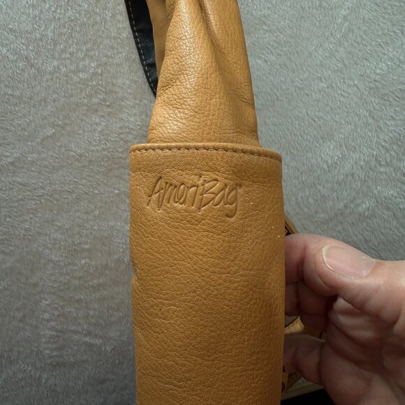 AmeriBag Classic Leather Healthy Back Bag in Tan Travel Crossbody Made In USA - Picture 5 of 11